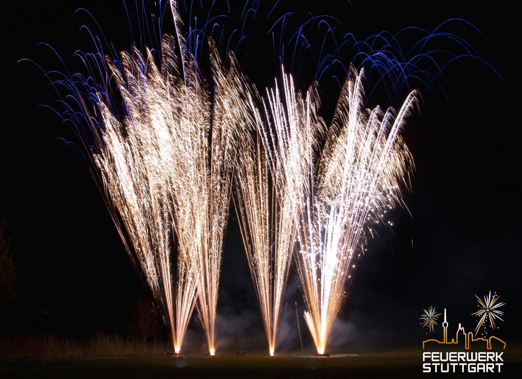 Silber-Feuertopf-Feuerwerk-Stuttgart